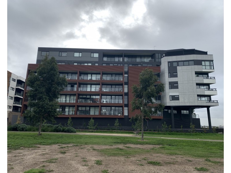 205/88 La Scala Avenue, Maribyrnong VIC 3032