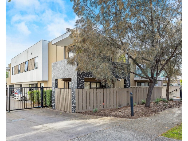 6/2 Crefden Street, Maidstone VIC 3012