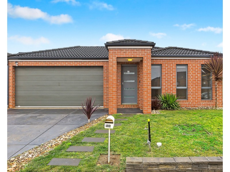 40 Saltbush Crescent, Brookfield VIC 3338