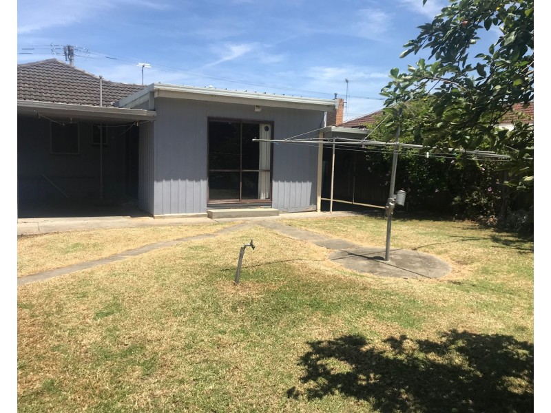 4 Arcade Way, Avondale Heights VIC 3034