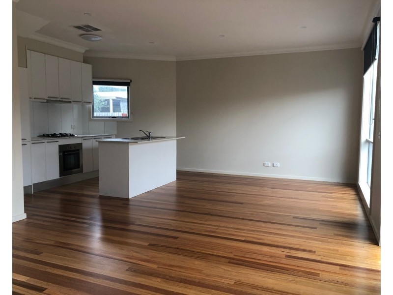 2/37 Cathcart Street, Maidstone VIC 3012