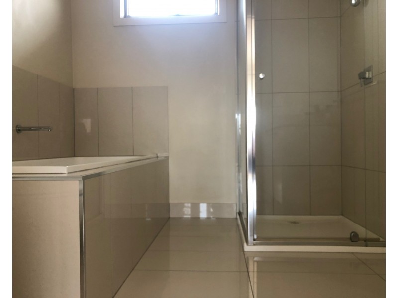 2/37 Cathcart Street, Maidstone VIC 3012