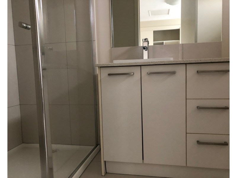 2/37 Cathcart Street, Maidstone VIC 3012