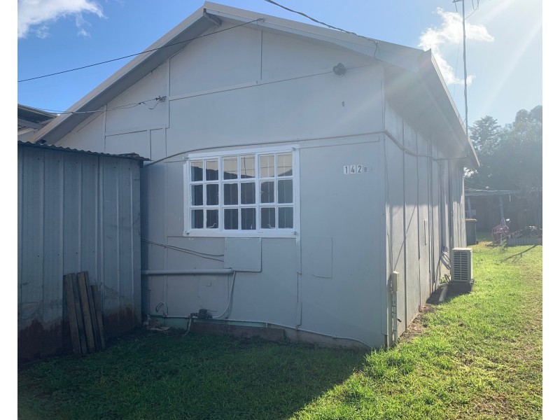 142A Derby Road, Sunshine VIC 3020