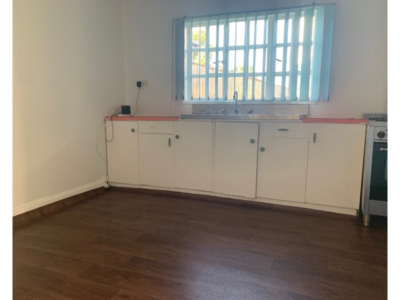 142A Derby Road, Sunshine VIC 3020