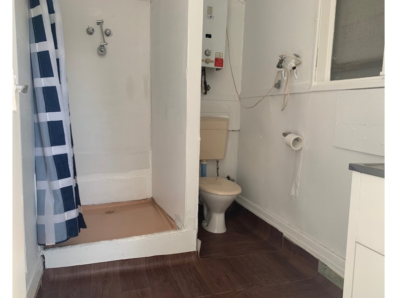 142A Derby Road, Sunshine VIC 3020