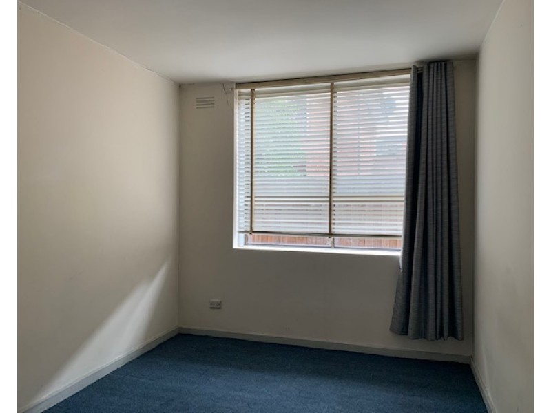 2/13 Empire Street, Footscray VIC 3011