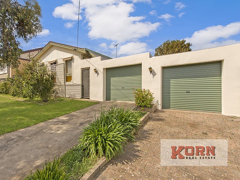 52 Brentwood Drive, Huntfield Heights SA 5163