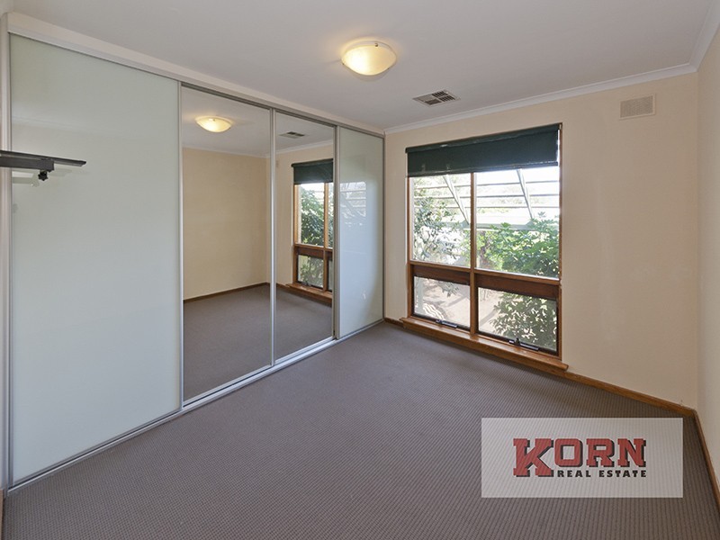 52 Brentwood Drive, Huntfield Heights SA 5163