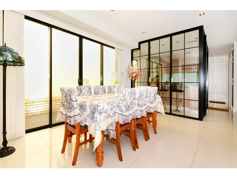 11 The Mall, Mawson Lakes SA 5095