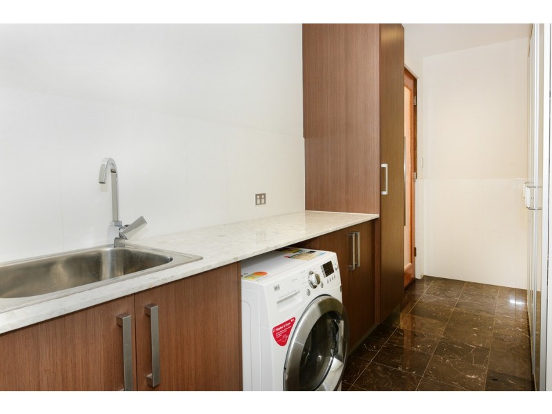 11 The Mall, Mawson Lakes SA 5095