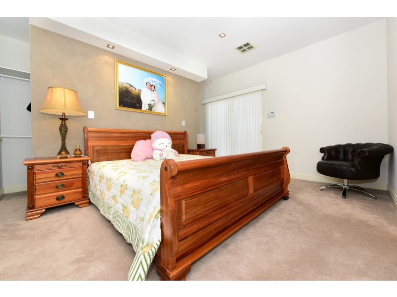 11 The Mall, Mawson Lakes SA 5095