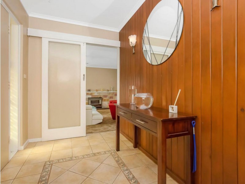 69 Helen Terrace, Valley View SA 5093