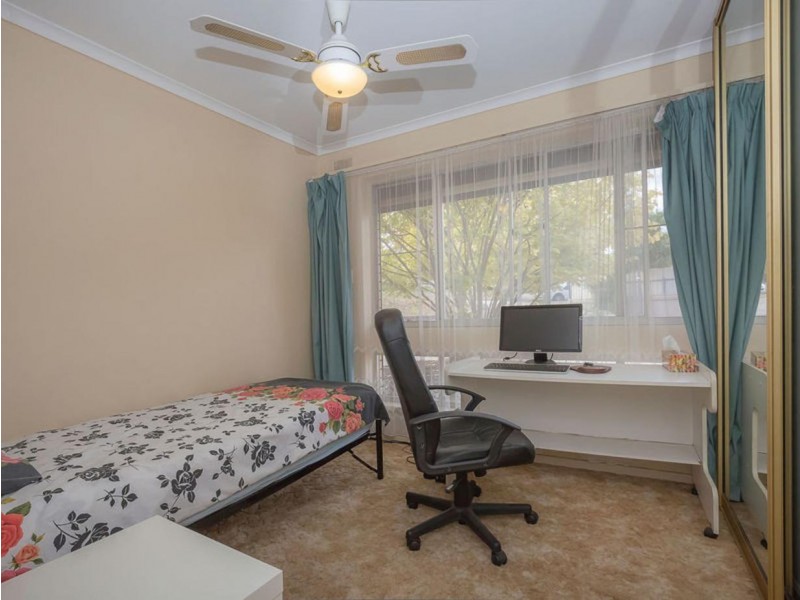 69 Helen Terrace, Valley View SA 5093