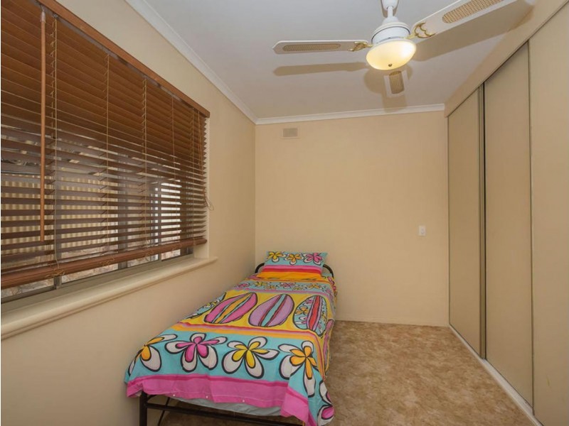 69 Helen Terrace, Valley View SA 5093