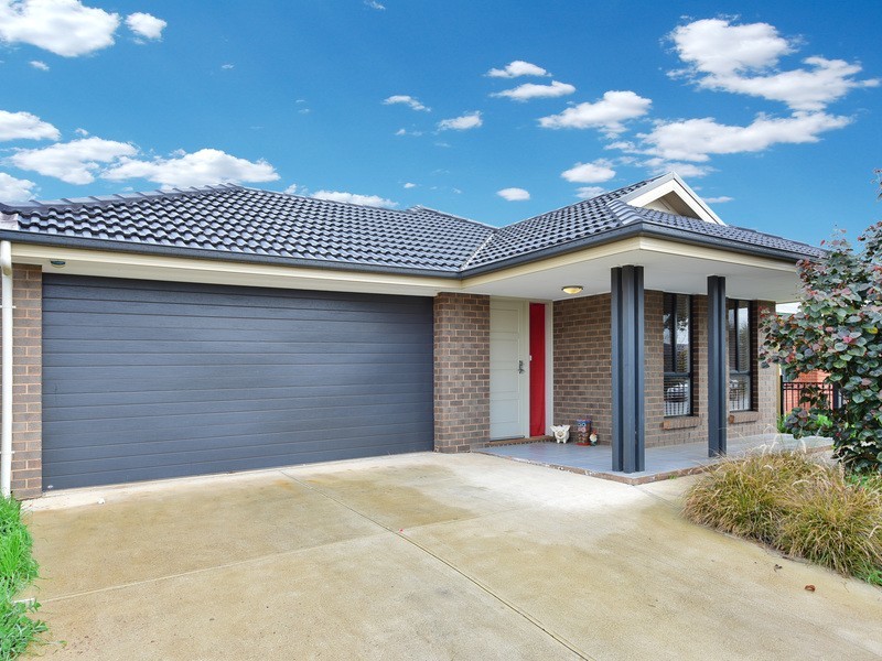 11 Barrat Steet, Smithfield Plains SA 5114