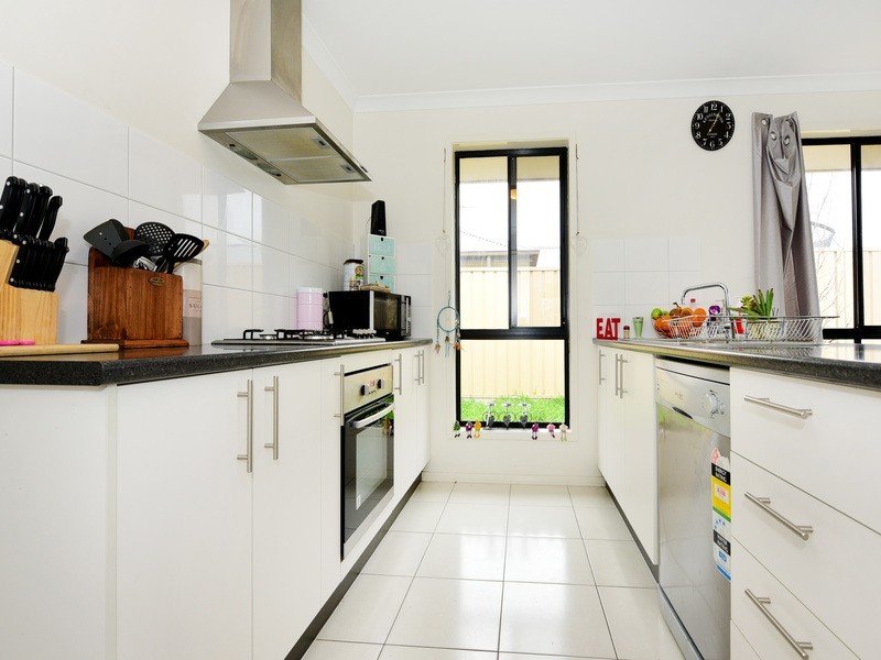 11 Barrat Steet, Smithfield Plains SA 5114