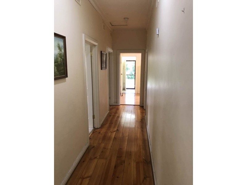 3 Farnham Road, Keswick SA 5035