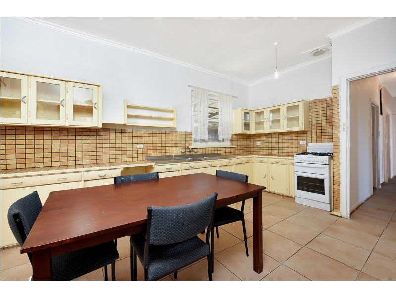 36 Oak Avenue, Clovelly Park SA 5042