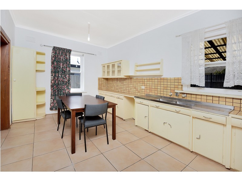 36 Oak Avenue, Clovelly Park SA 5042