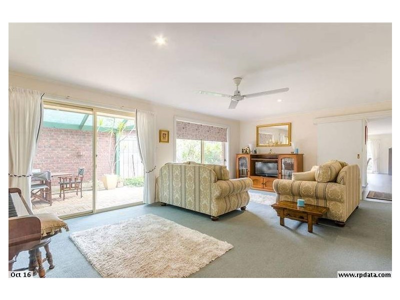 4 Field Street, Oakden SA 5086