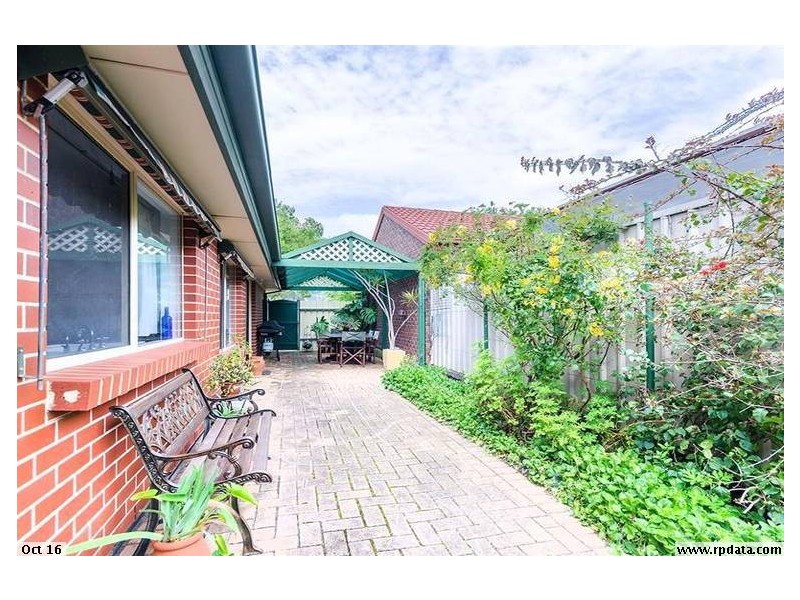 4 Field Street, Oakden SA 5086