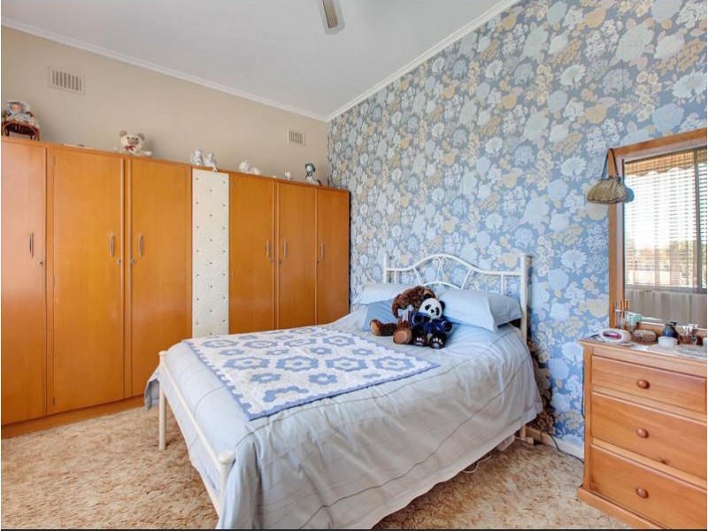 62 Bradley Grove, Mitchell Park SA 5043