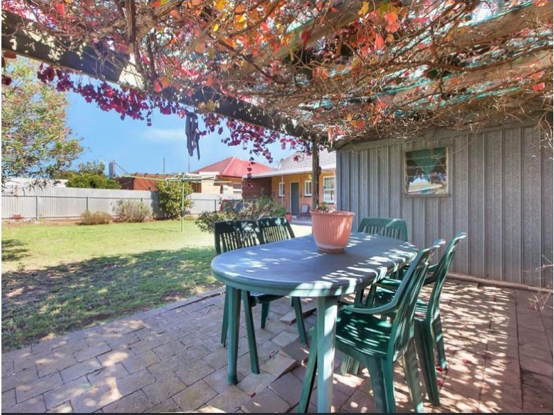 62 Bradley Grove, Mitchell Park SA 5043