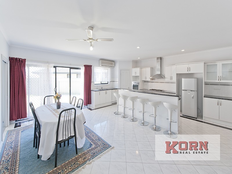 16 Stockade Drive, Walkley Heights SA 5098