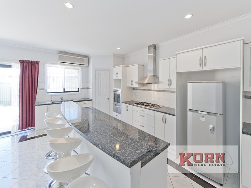 16 Stockade Drive, Walkley Heights SA 5098