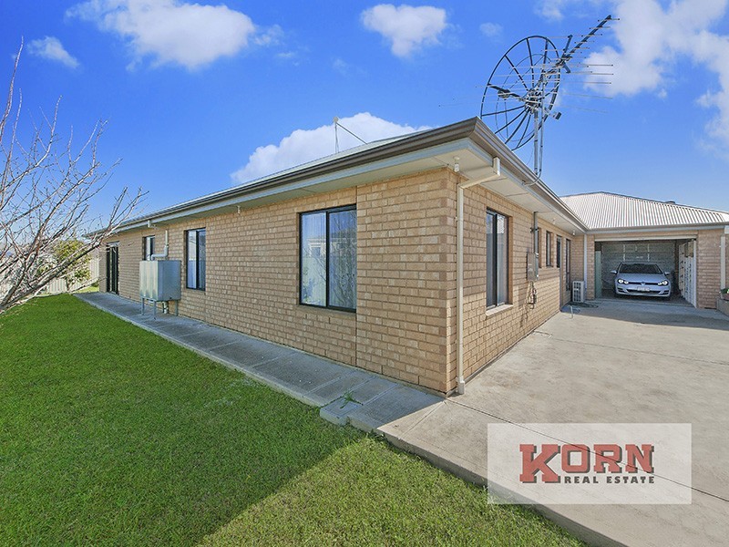 16 Stockade Drive, Walkley Heights SA 5098