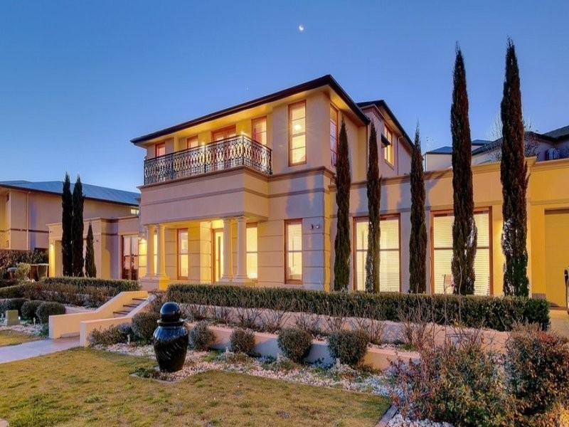 4 Waterhouse Court, Craigburn Farm SA 5051