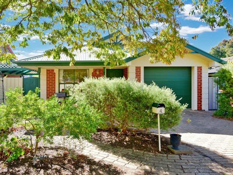 4 Field Street, Oakden SA 5086