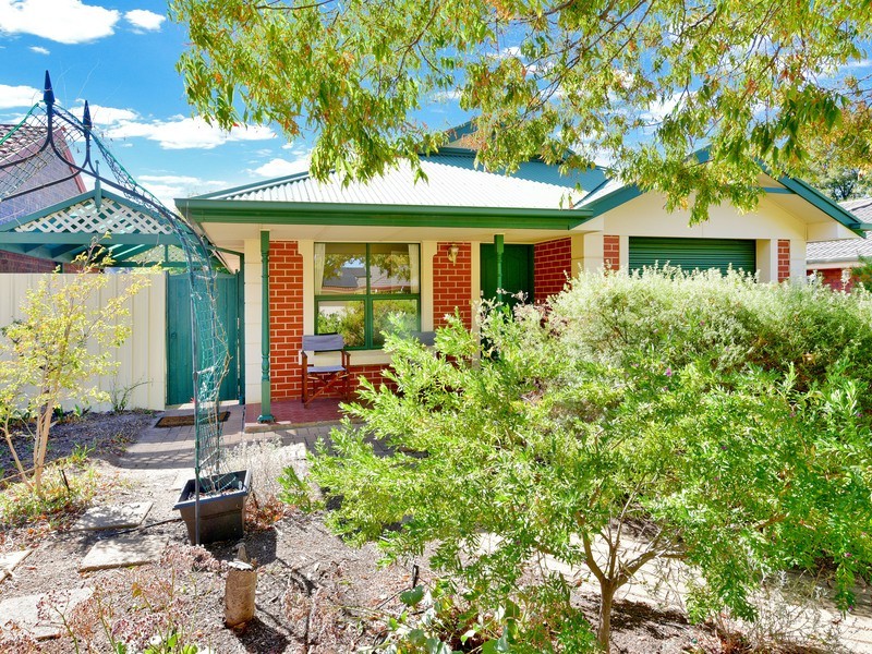 4 Field Street, Oakden SA 5086