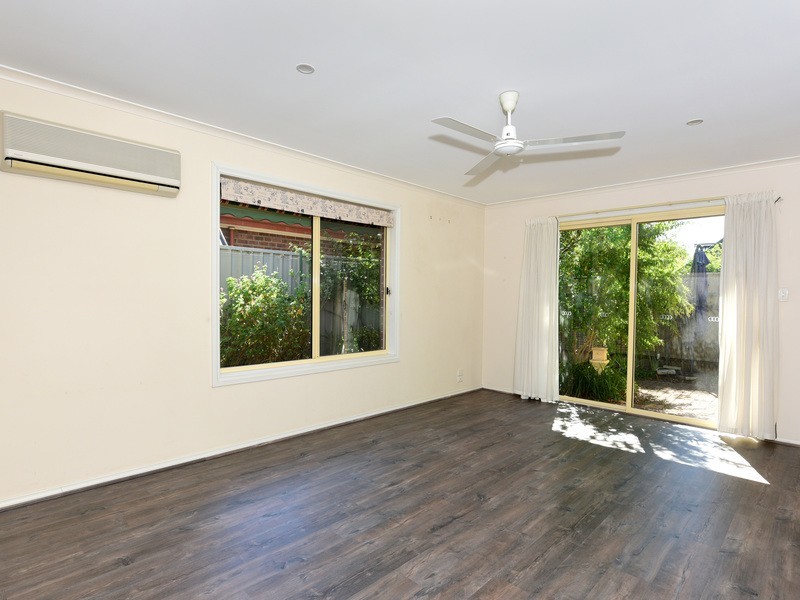 4 Field Street, Oakden SA 5086