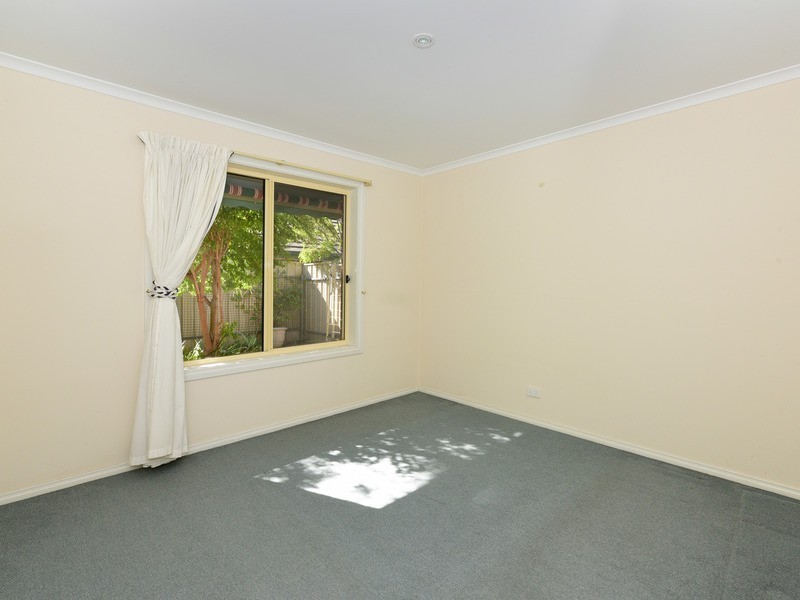 4 Field Street, Oakden SA 5086