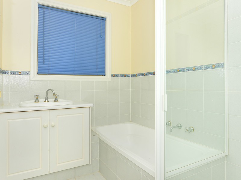 4 Field Street, Oakden SA 5086