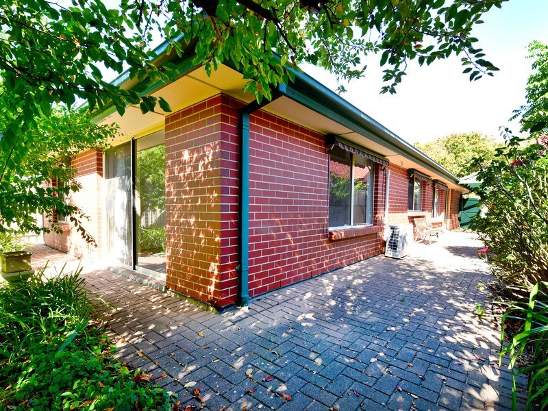 4 Field Street, Oakden SA 5086