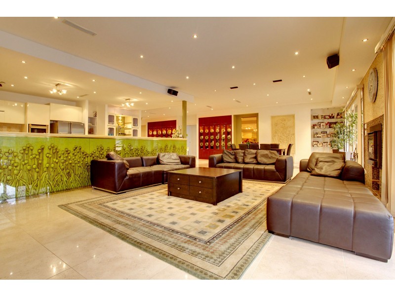 293 Shepherds Hills Road, Eden Hills SA 5050