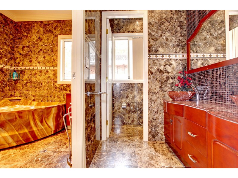 293 Shepherds Hills Road, Eden Hills SA 5050