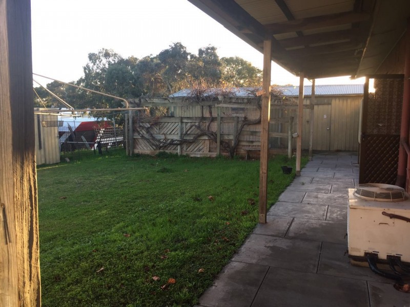 6 Garden Avenue, Campbelltown SA 5074