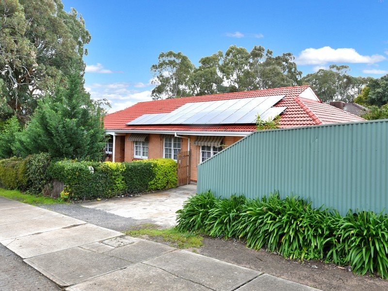 2 Boronia Drive, Hope Valley SA 5090