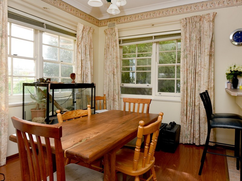 2 Boronia Drive, Hope Valley SA 5090