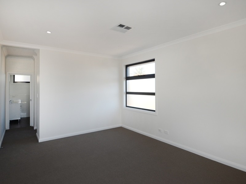 1 /143 Murray Road, Port Noarlunga SA 5167