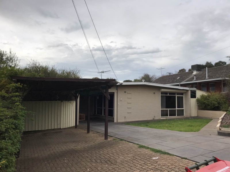 28 Goodwin Court, Para Hills SA 5096