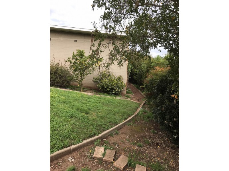 28 Goodwin Court, Para Hills SA 5096