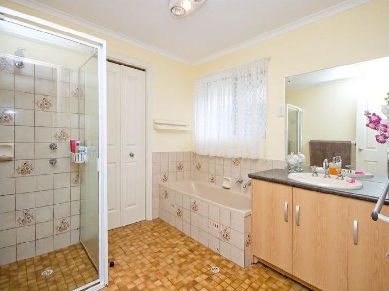 1 Eddington Street, Parafield Gardens SA 5107