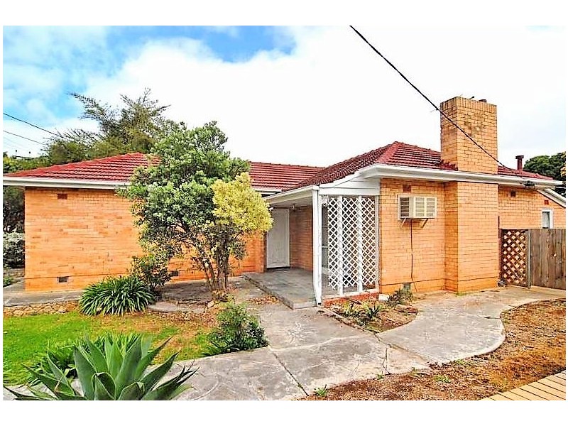 11 Neville Ave, Clarence Gardens SA 5039