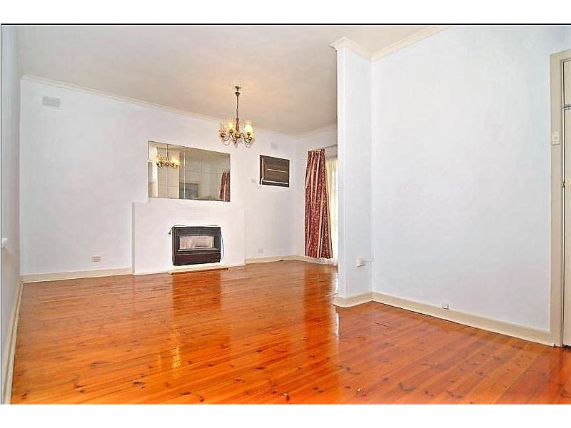 11 Neville Ave, Clarence Gardens SA 5039