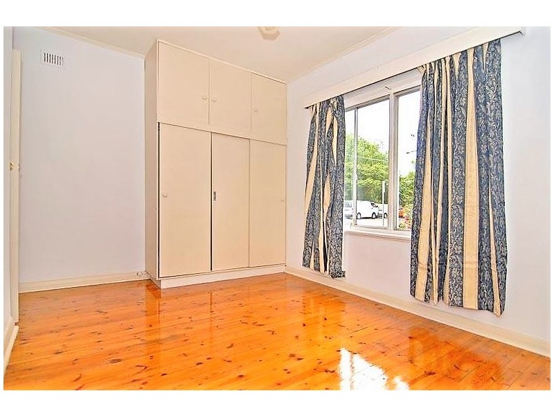 11 Neville Ave, Clarence Gardens SA 5039